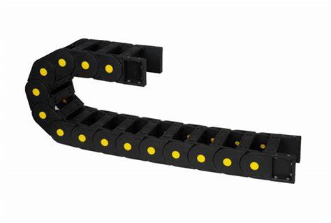 塑料拖鏈和鋼制拖鏈的區別